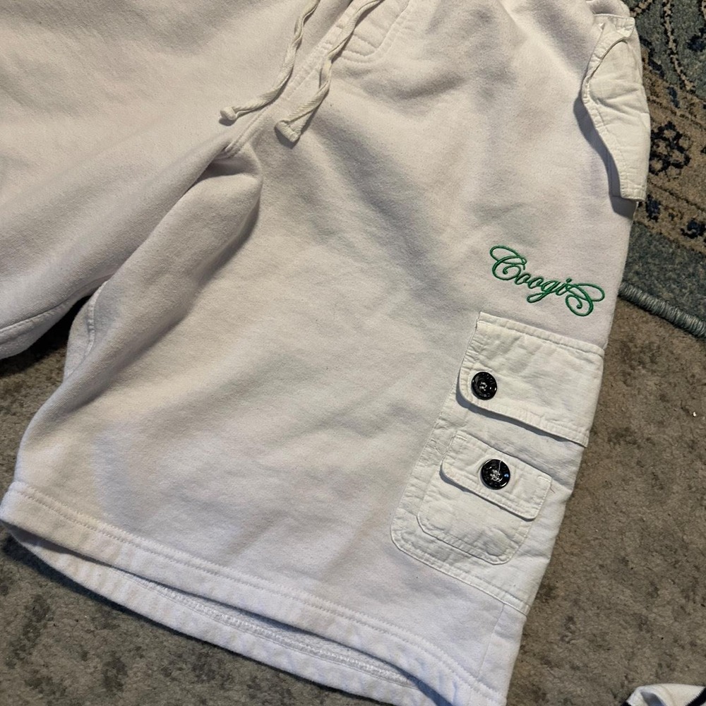 Coogi White Embroidered Baggy Cargo Sweat Shorts Size XL - Picture 2 of 6